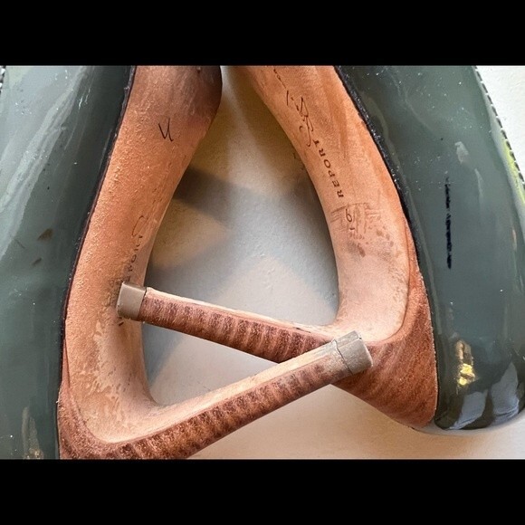 Report Signature Mossy Greenish Gray Patent Leather Peep Toe Heel Pump Women 8 - Picture 9 of 10